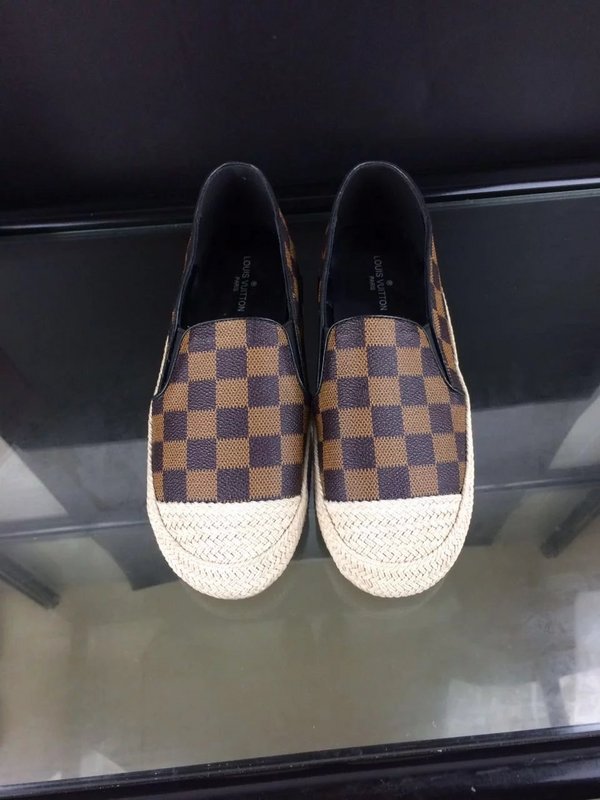 LV Loafers Women--009